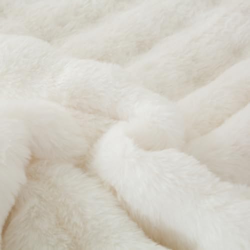 YUSOKI Double Sided Faux Rabbit Fur Throw Blanket, Cream, 60"x72"