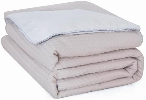 meadow park Double Sided Reversible Waffle and Faux Fur Throw Blanket