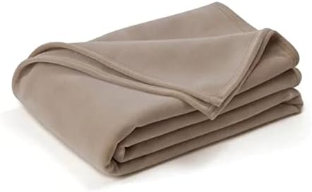 Luxurious Lightweight Super Soft Blankets King Size | 100% Nylon