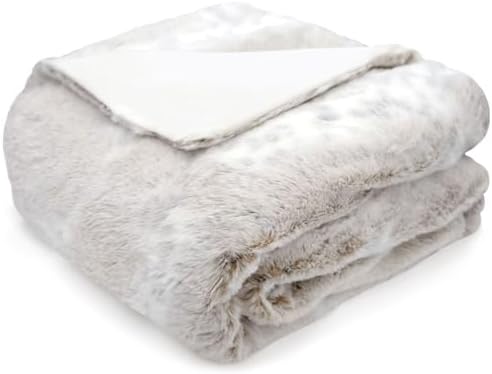 DEZ FURNISHINGS Reversible Faux Rabbit & Mink Fur Throw Blanket, Ultra