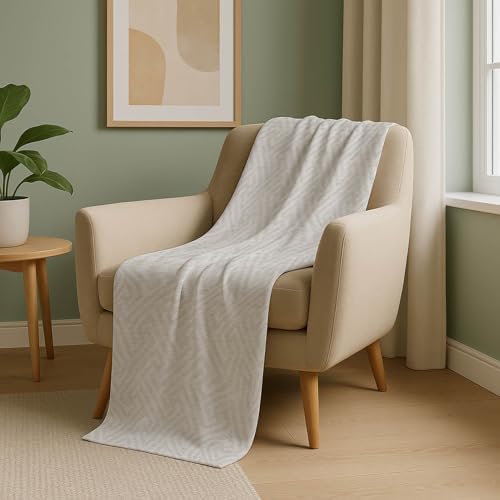 Addison Rugs ASB731 Ivory 50" x 70" Oversized Sherpa Throw Blanket