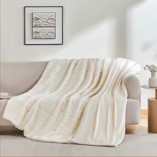 ALPHA HOME, Faux Rabbit Fur Throw Blanket, Polyester Faux Fur, Cream