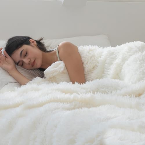 COOVA Ultra Soft Faux Fur Throw Blanket – Fuzzy Fluffy Cozy Microfiber