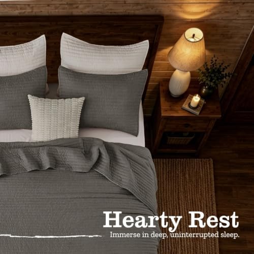 DOWN HOME King Quilt Bedding Set with Shams, Vintage Washed Soft