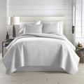 Oversized Quilt King Size Set w/ 2 Quilted Pillow Shams, Light Grey