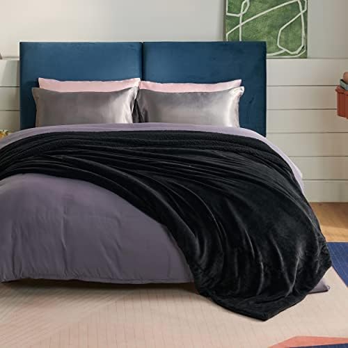 Bedsure GentleSoft Sherpa Fleece Blanket Queen Size for Bed