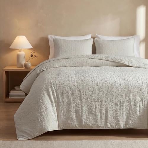 HiEnd Accents Porto Matelassé 2 Piece Twin Light Taupe Duvet Cover Set