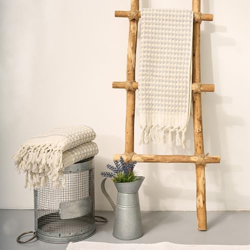 Large Neutral Textured Cotton Bath Towel – Soft & Highly Absorbent