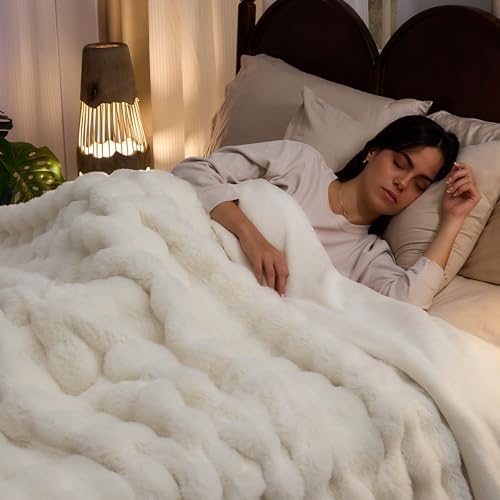 Fluffy Blanket for Couch Soft Luxury Faux Rabbit Fur Throw Cozy Fuzzy
