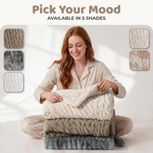 Mamma Mia Covers Faux Fur Throw Blanket – Super Soft and Cozy Fluffy