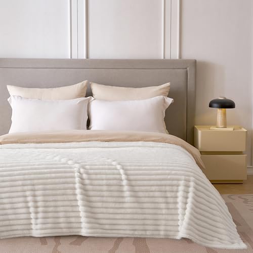 Super Soft Queen Blanket for Bed, Premium Silky Flannel Fleece with 3D
