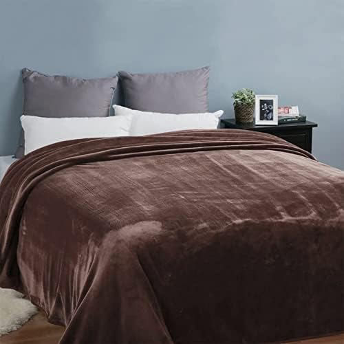 EASELAND Soft Lightweight California King Fleece Blanket, Chocolate
