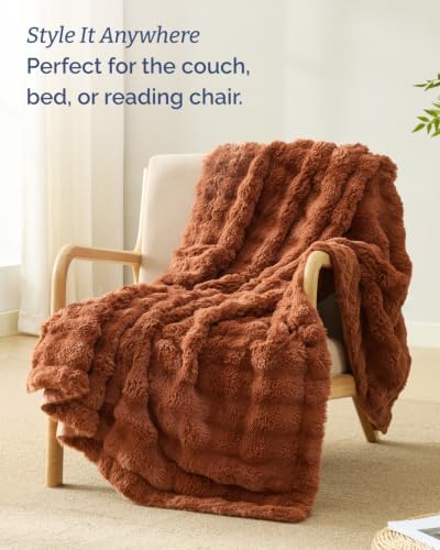 Faux Fur Throw Blanket - Twin Size Bubble Blanket - 60" x 80", Mocha