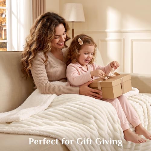BEDELITE Soft Sherpa King Blanket for Couch, Fluffy Gift, Cream