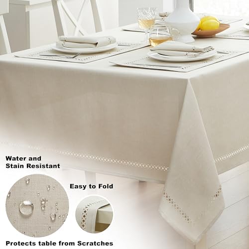 Newbridge Holiday Provence Lattice Ivory 60 x 102 Rectangle Tablecloth