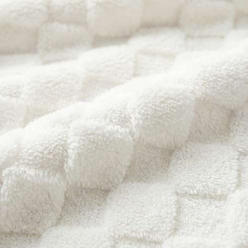 Americanflat 50x60 Jacquard Fleece Throw Blanket - Soft and Breathable