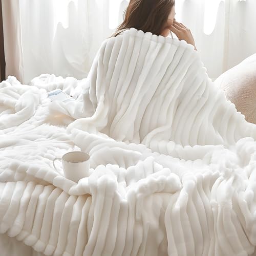 Bedsure Fleece King Blanket(White & Beige)