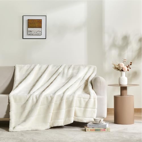 Sophia & William, Faux Fur Throw Blanket, 60 x 80 Faux Fur, Cream
