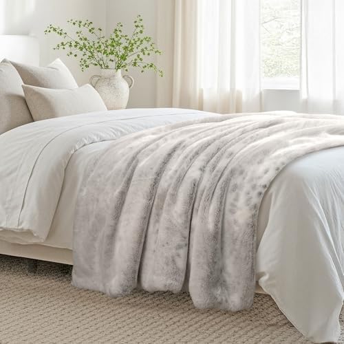 DEZ FURNISHINGS Reversible Faux Rabbit & Mink Fur Throw Blanket, Ultra