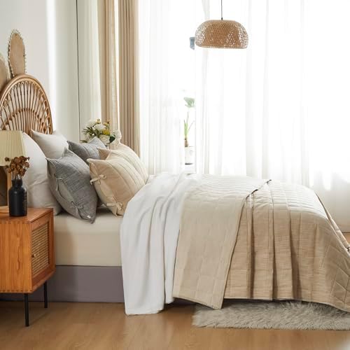 Beige Quilts Queen Size 3 Pieces Cotton Queen Quilt Set
