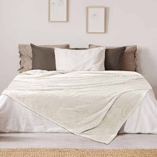 DEZ FURNISHINGS Ultra Soft Plush Fleece Throw Blanket, Double Sided