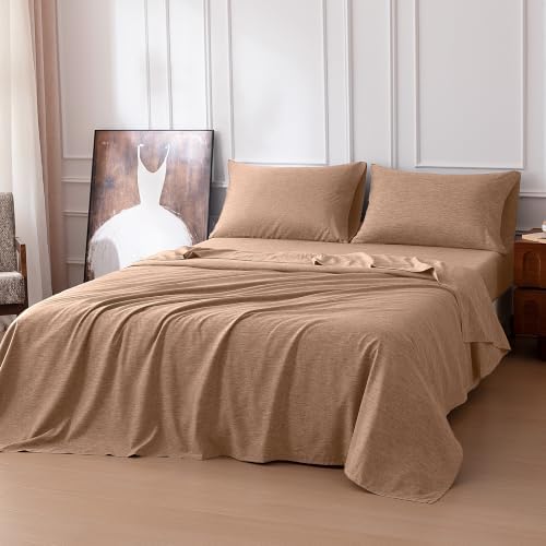 Amazon Basics Sheet Set Cationic 4-Piece Bedding Set, Wrinkle