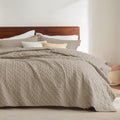Bedsure King Size Quilt, Lightweight Comforter Set, Taupe Bedspread