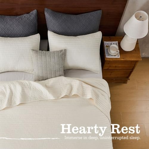 DOWN HOME King Quilt Bedding Set with Shams, Vintage Washed Soft