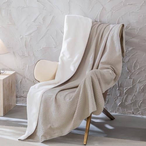 meadow park Double Sided Reversible Waffle and Faux Fur Throw Blanket