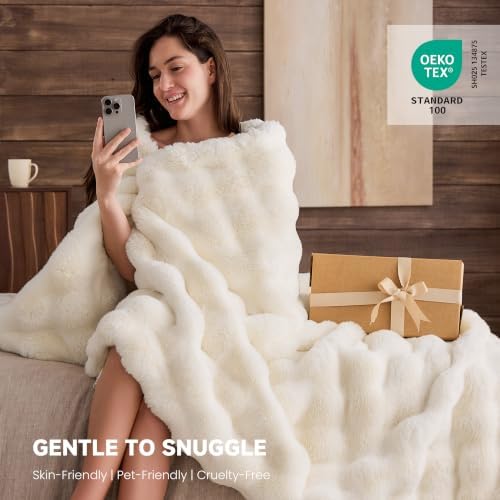 Ultra Soft Faux Fur Bubble Blanket King Size,Cream,108"x90"