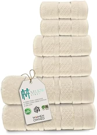 Towel Set: Super Absorbent, Quick-Drying, Soft, Plush. Features