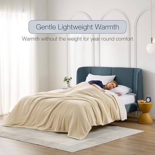 Casual Living Cal King Sherpa Blanket, Reversible Fleece, 108" x 90"