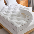WhatsBedding 4 Inch Memory Foam Mattress Topper Queen for Back Pain