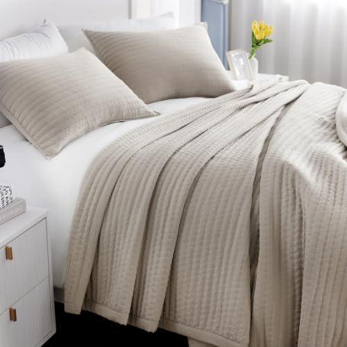 XL King Quilt Set 108 x 98 in, Lightweight, Oatmeal