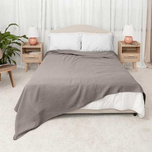 Comfy Cubs Waffle Blanket King, 108" x 90" - 100% Cotton Lightweight