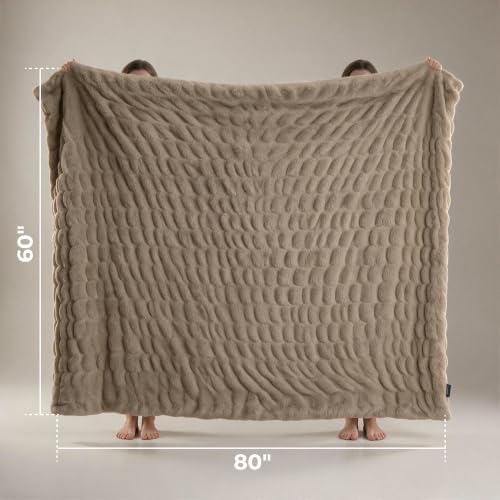 Mamma Mia Covers Faux Fur Throw Blanket – Super Soft and Cozy Fluffy