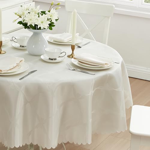 Newbridge Holiday Ribbons Bows Ivory 90" Round Tablecloth