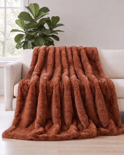Faux Fur Throw Blanket - Twin Size Bubble Blanket - 60" x 80", Mocha