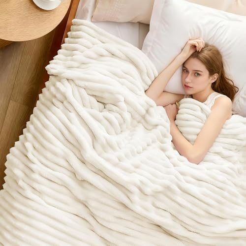 Nookly Cream King Size Blanket for Bed, Soft Lightweight Plush Ribbed