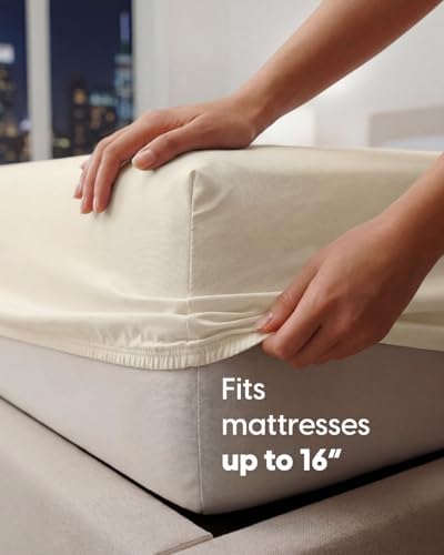 Sleepy Town Full Size Bed Sheets - 4 Piece - Full Sheet Set - Extra