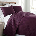 Oversized Quilt Bedding Set Queen / Full w/ 2 Quilted Pillow Shams