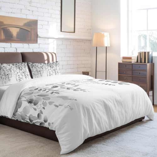 Farmhouse Gray Eucalyptus Leaves on White King Duvet Cover Set, Summer