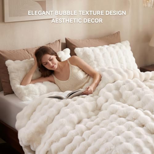 Smoofy Fluffy Faux Rabbit Fur Bubble Comforter King Size - Cream White