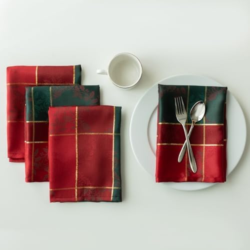 Benson Mills Holly Glimmer Set of 4 Napkins (Red, 18" x 18")