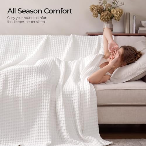 REDKISS Ultra Soft Waffle Weave Blanket King Size 108" x 90"