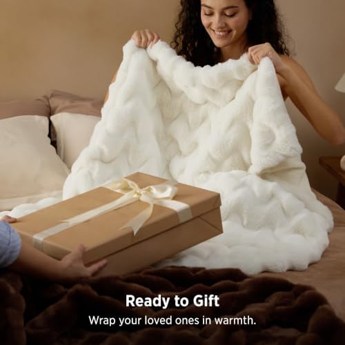 Bedsure Wave Striped Faux Fur Throw Blanket, Beige, 60x80