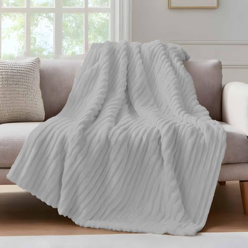 Fleece Throw Blanket for Couch, Grey Microfiber Flannel Blanket for