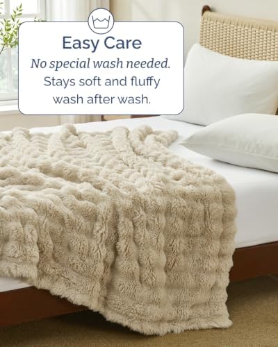 Faux Fur Throw Blanket - King Size Bubble Blanket - 90" x 108", Cream