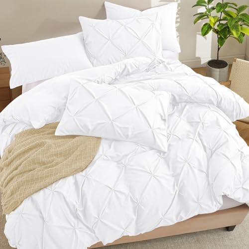 VACVELT 2pc White Pintuck Pillow Shams King, Envelope Closure