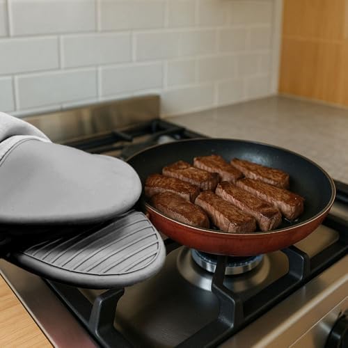 Silicone Oven Mitts and Hot Pads Set – Heat Resistant to 500°F